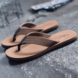 乐拖letuo 时尚休闲简约夹脚人字拖休闲沙滩拖鞋男鞋941男款 驼色42/43