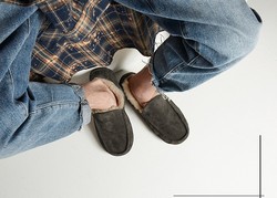 UGG 5775 男士低帮豆豆鞋休闲鞋