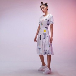 adidas 阿迪达斯 女款半身裙阿迪达斯运动裙