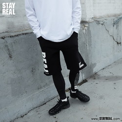 STAYREALREAL运动短裤 - 黑标 / 红色 / 黑色 /